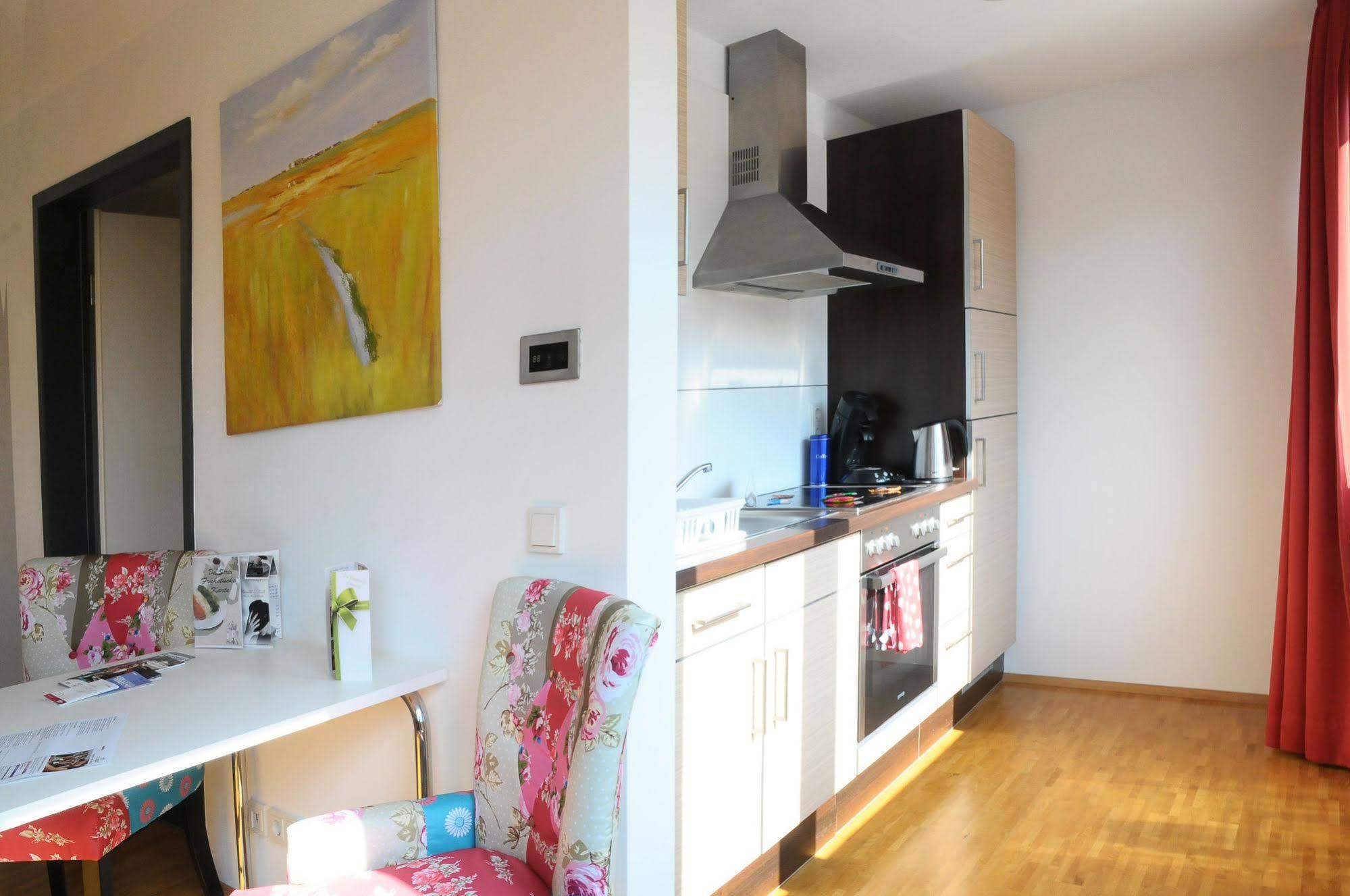 Seeger Living Comfort Downtown Aparthotel 3*